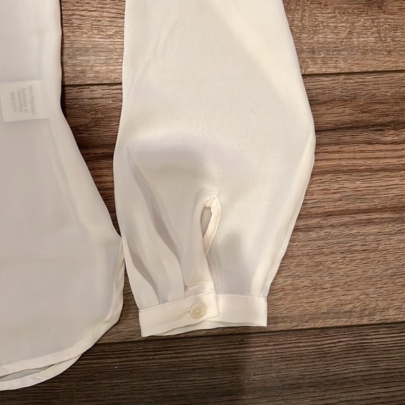 Lauren Conrad Sheer Cream Button Up Blouse w/ Pattern Detail - Picture 4 of 5